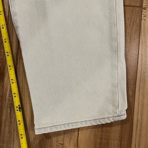 Madewell The Mom Jean - Picture 5 of 7